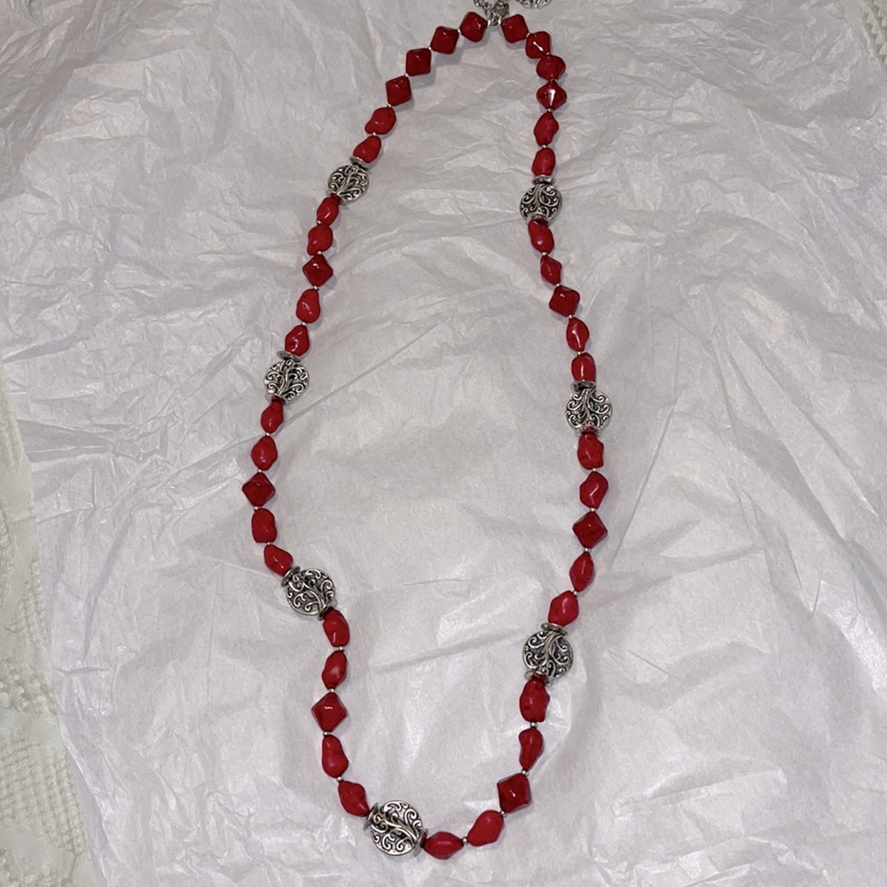 Premier long necklace